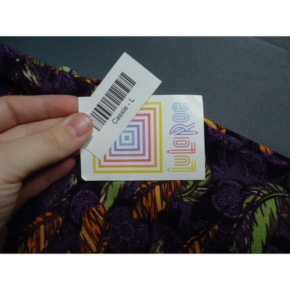 LuLaRoe Cassie Pencil Skirt Stretch Colorful Multicolored Feather Print Large - Picture 4 of 8